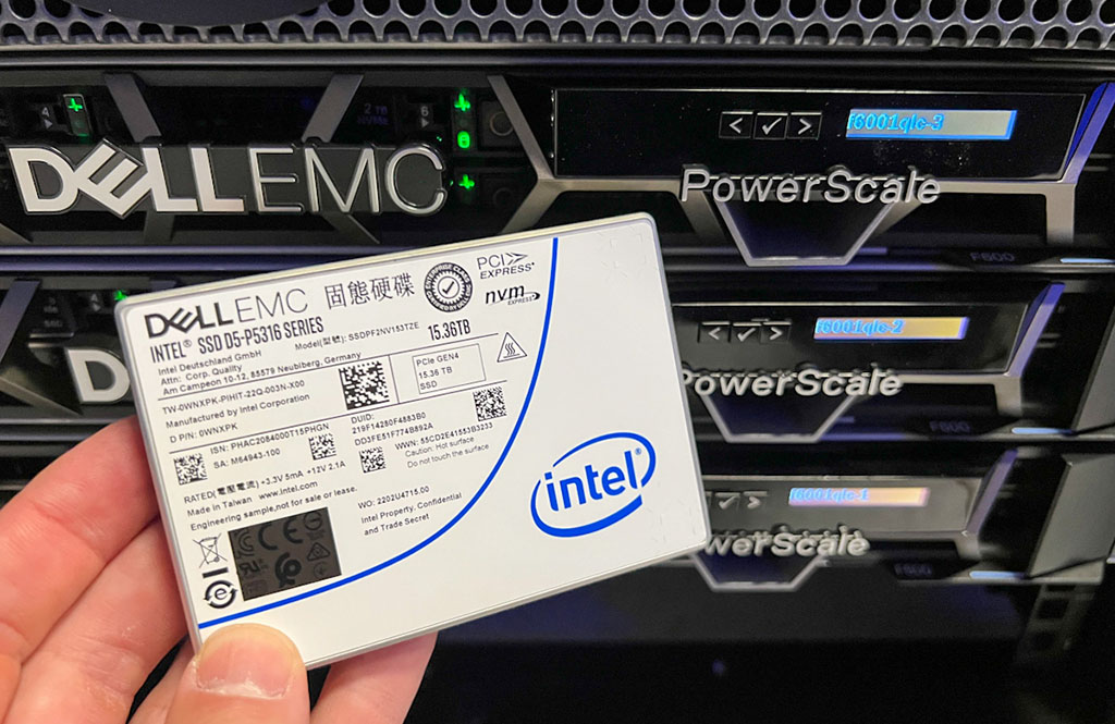 Solidigm SSD for Dell PowerScale QLC data center collaboration